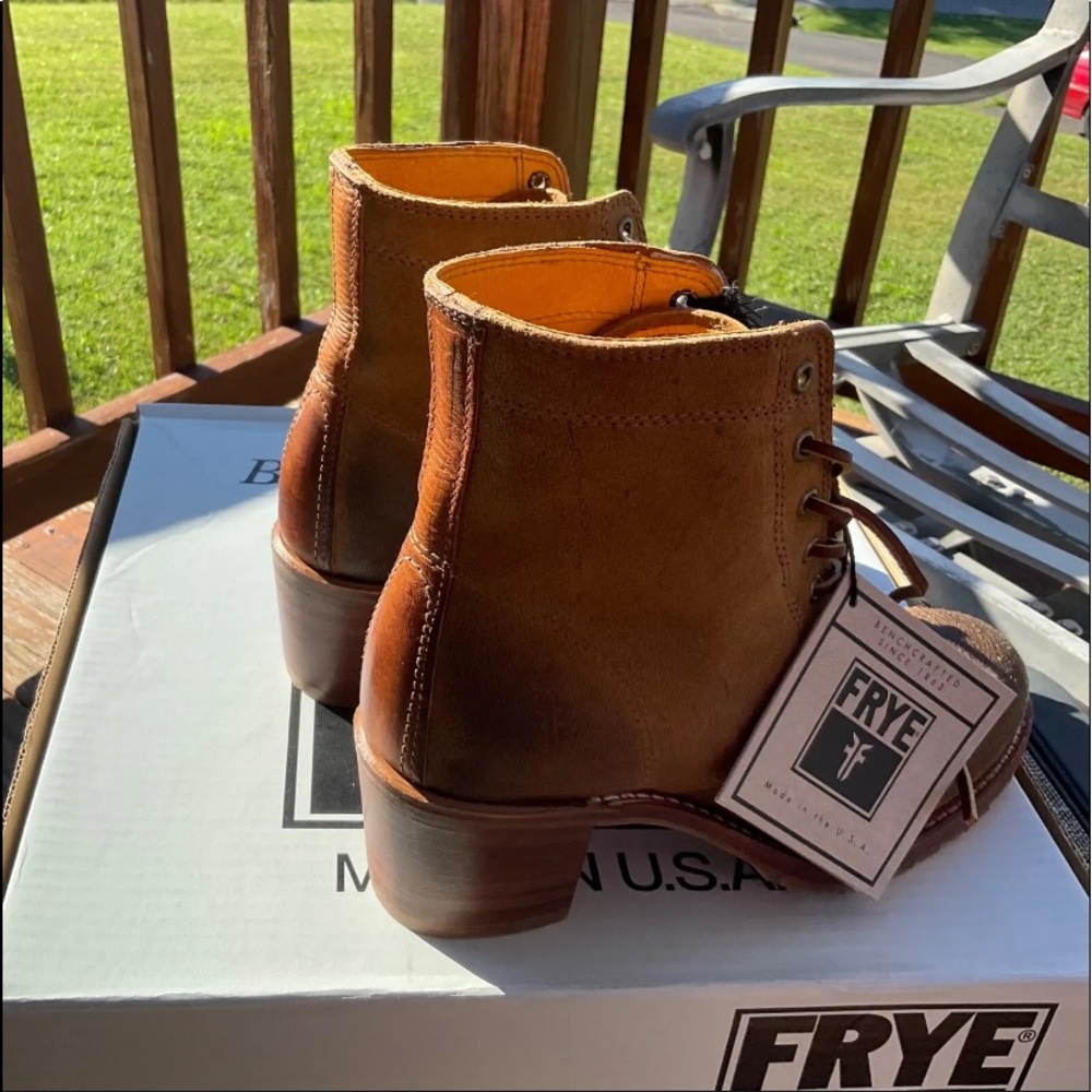 Frye 7.5 Sabrina Combat boots